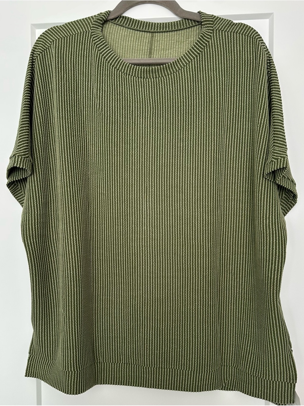 Women’s Olive Green Ribbed Short-Sleeve Shirt